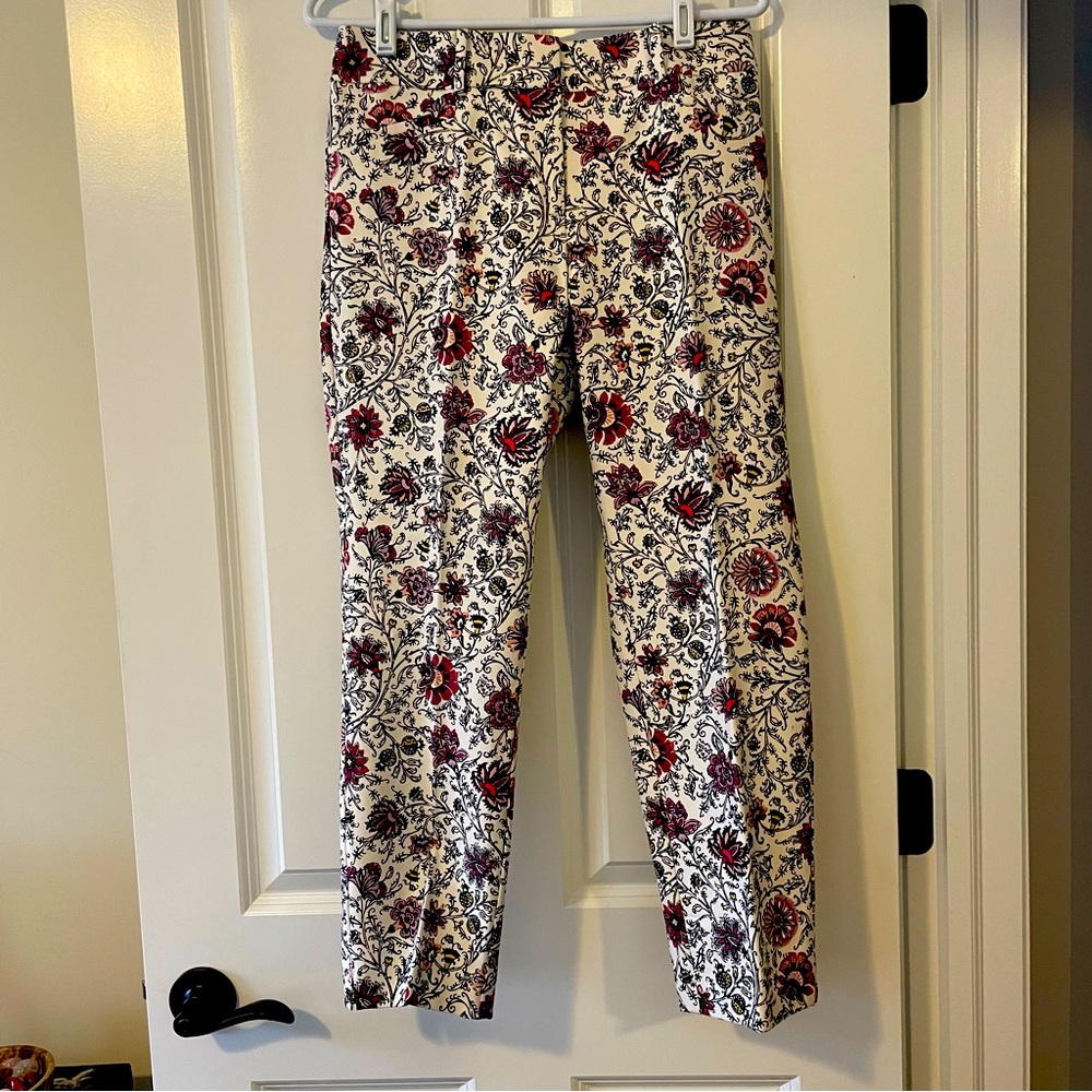 Floral work/fun pants in size 10. Never worn from the Loft
